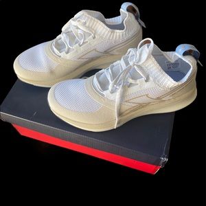 Tan Reebok Running Shoes New In Box